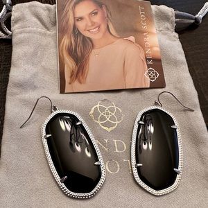 Kendra Scott Danielle earrings.  New condition. Silver
